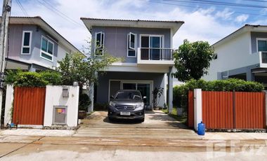 Haus zur Miete mit 3 Zimmer in Mueang Phuket, Phuket
