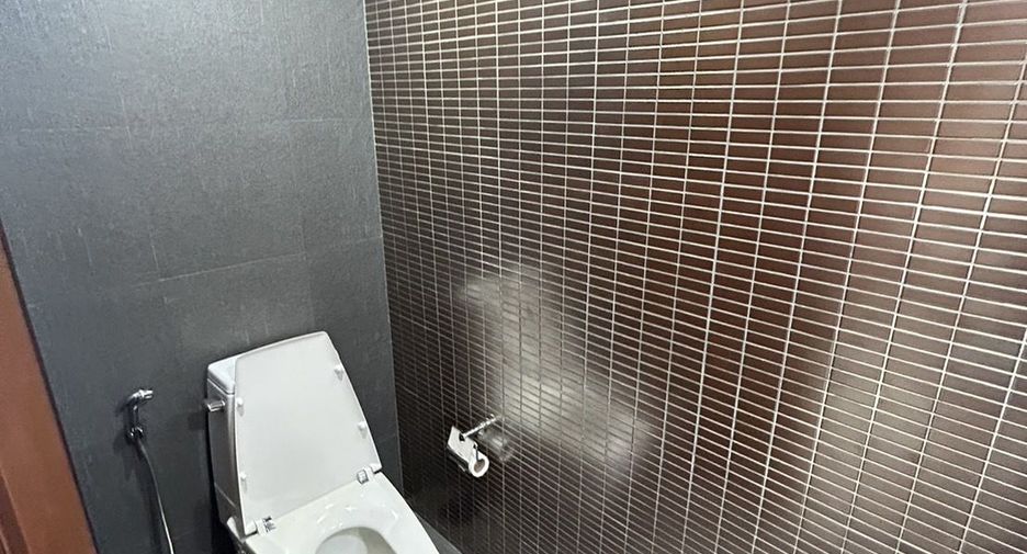 For sale 3 bedrooms condo in Cha Am, Phetchaburi