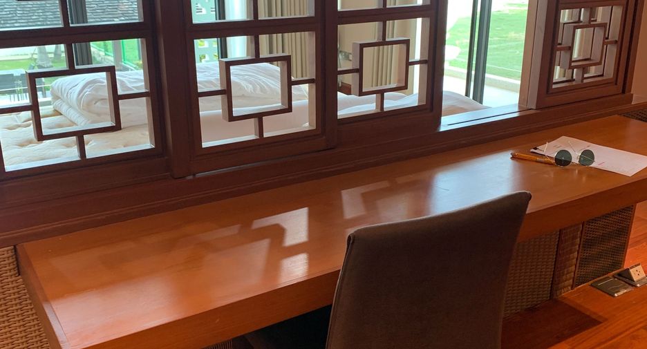 For sale 3 bedrooms condo in Cha Am, Phetchaburi