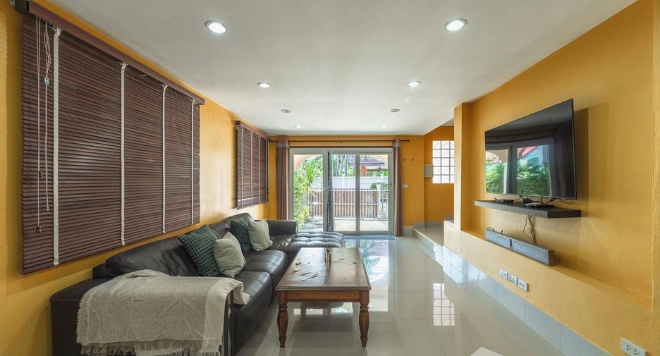 For sale 5 bedrooms villa in Mueang Phuket, Phuket