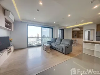 For sale 3 bedrooms condo in Phaya Thai, Bangkok