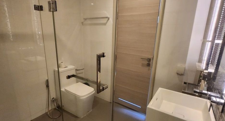 For sale 1 bed condo in Sathon, Bangkok