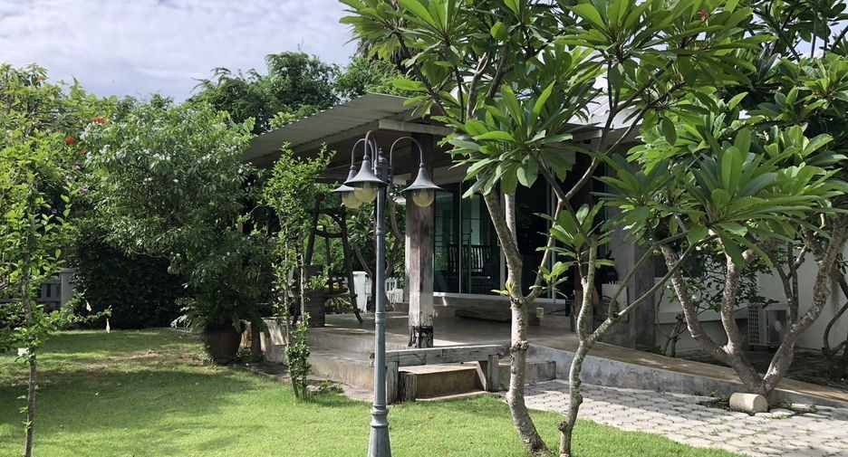 For sale 3 bedrooms house in Cha Am, Phetchaburi