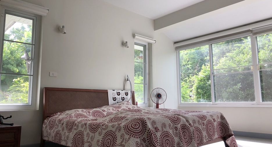 For sale 3 bedrooms house in Cha Am, Phetchaburi