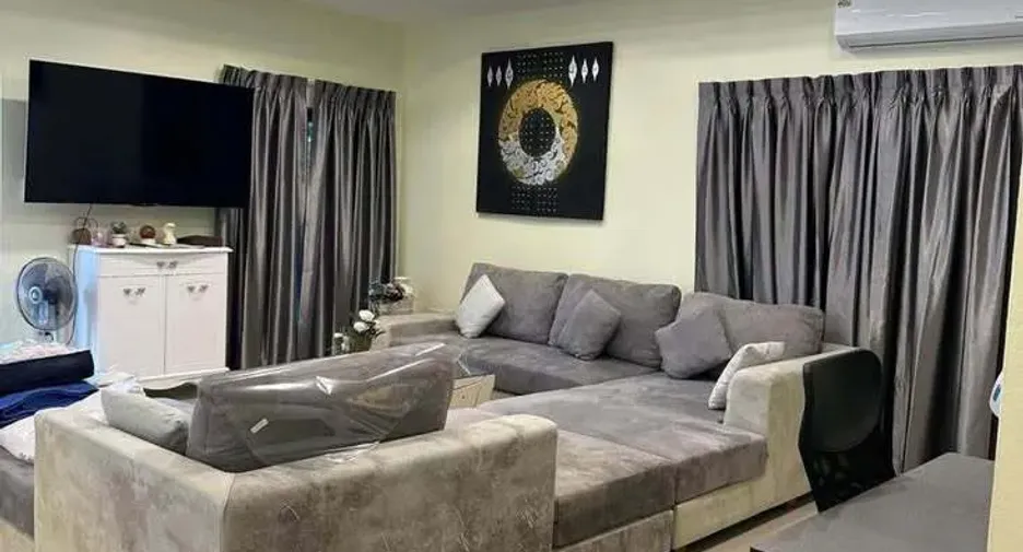 For sale 3 bedrooms villa in Mueang Phuket, Phuket