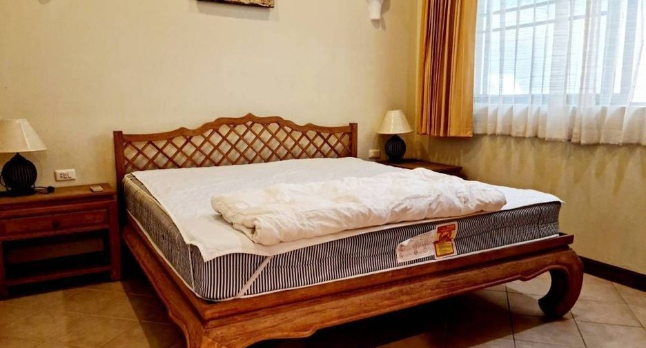 Villa en alquiler de 2 habitaciones en Bang Lamung, Chonburi