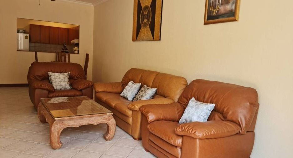 Villa en alquiler de 2 habitaciones en Bang Lamung, Chonburi