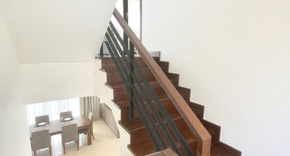 For sale 5 bedrooms villa in Thalang, Phuket