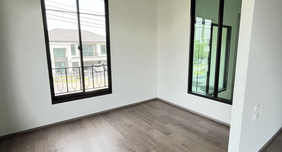 Casa en venta de 4 habitaciones en Thawi Watthana, Bangkok