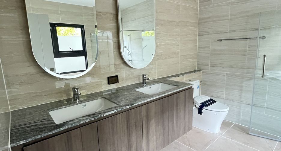 Casa en venta de 4 habitaciones en Thawi Watthana, Bangkok