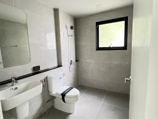 Casa en venta de 4 habitaciones en Thawi Watthana, Bangkok