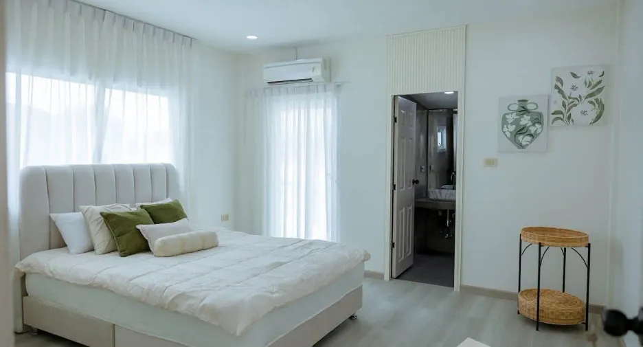 À vendre 5 chambres villa à Bang Lamung, Chonburi