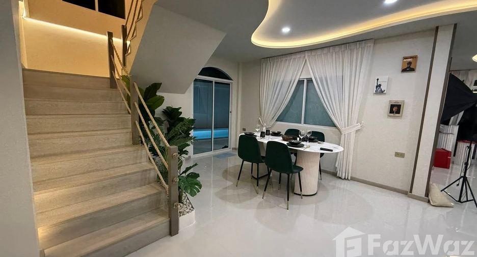 À vendre 5 chambres villa à Bang Lamung, Chonburi