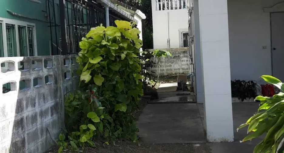 Haus zum Kauf mit 3 Zimmer in Mueang Surin, Surin