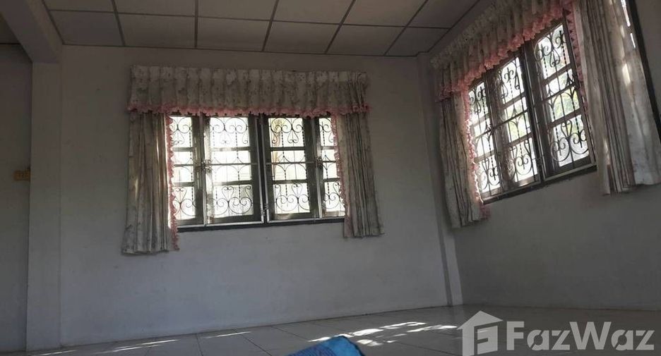 Haus zum Kauf mit 3 Zimmer in Mueang Surin, Surin