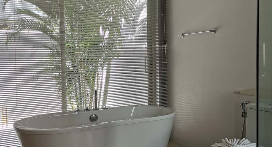 For sale 3 bedrooms villa in Thalang, Phuket