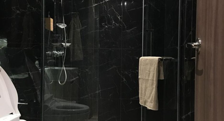 For sale and for rent studio condo in Bang Rak, Bangkok