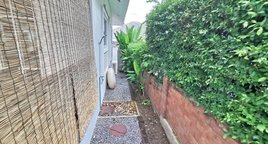 For sale 2 bedrooms villa in Hua Hin, Prachuap Khiri Khan