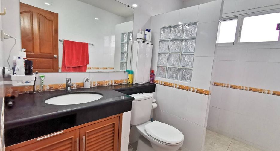 For sale 2 bedrooms villa in Hua Hin, Prachuap Khiri Khan
