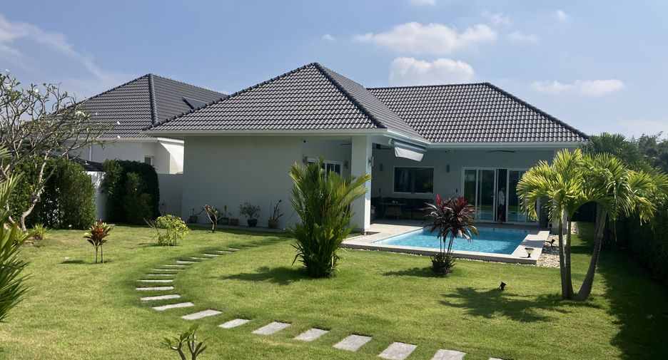 For sale 2 bedrooms villa in Hua Hin, Prachuap Khiri Khan