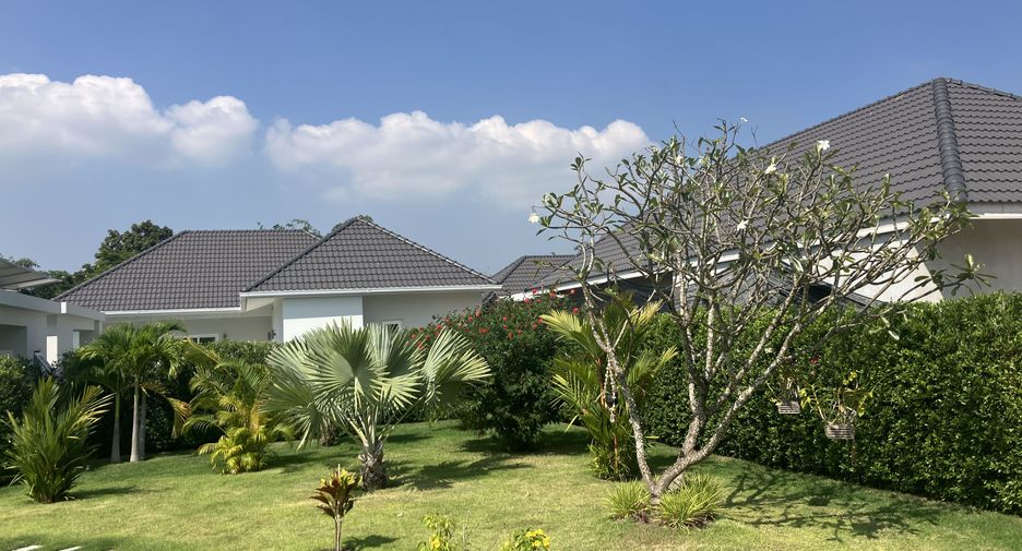For sale 2 bedrooms villa in Hua Hin, Prachuap Khiri Khan