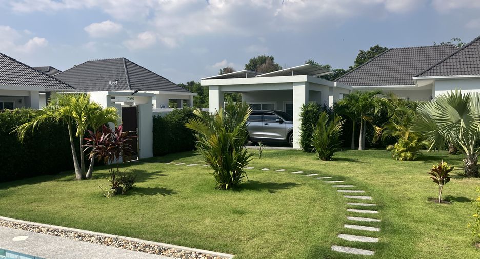 For sale 2 bedrooms villa in Hua Hin, Prachuap Khiri Khan