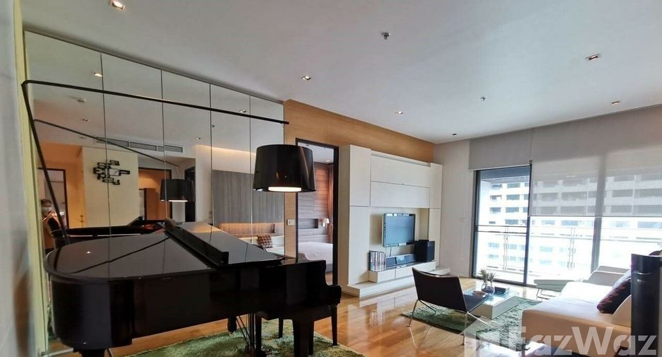 For sale 2 ベッドルーム condo in Khlong Toei, Bangkok