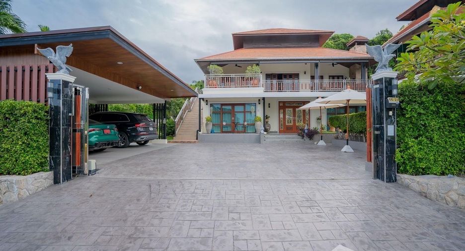 For sale 5 bedrooms villa in Hua Hin, Prachuap Khiri Khan