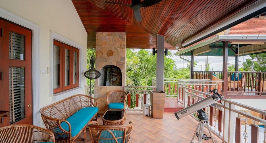For sale 5 bedrooms villa in Hua Hin, Prachuap Khiri Khan