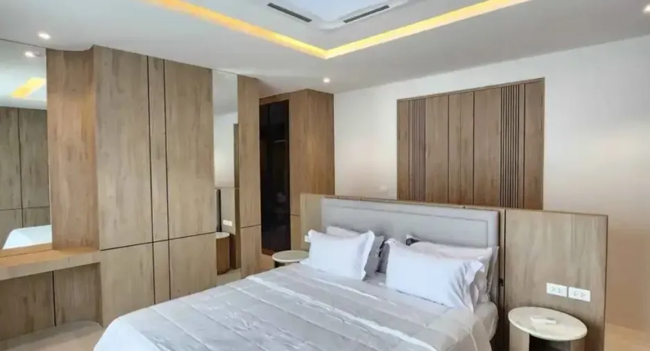 For sale and for rent 3 bedrooms villa in Mueang Phuket, Phuket