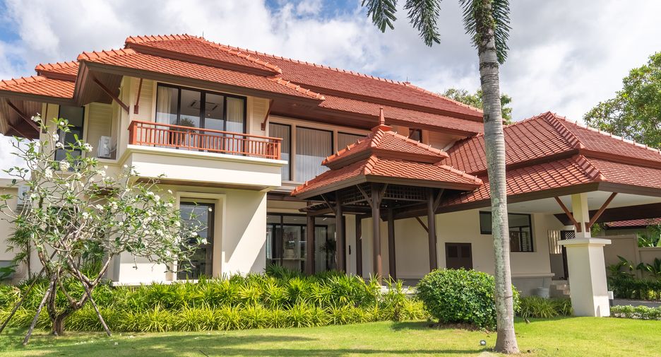 Villa zum Kauf mit 6 Zimmer in Thalang, Phuket