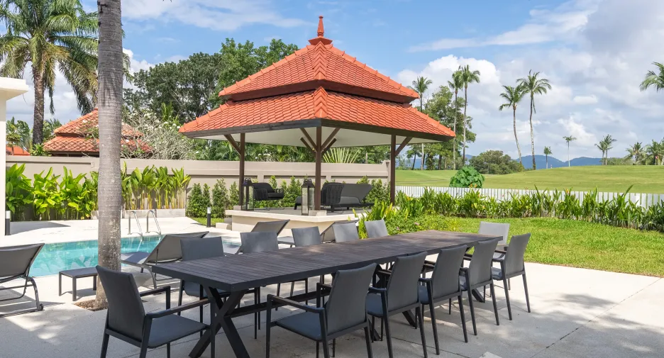 Villa zum Kauf mit 6 Zimmer in Thalang, Phuket