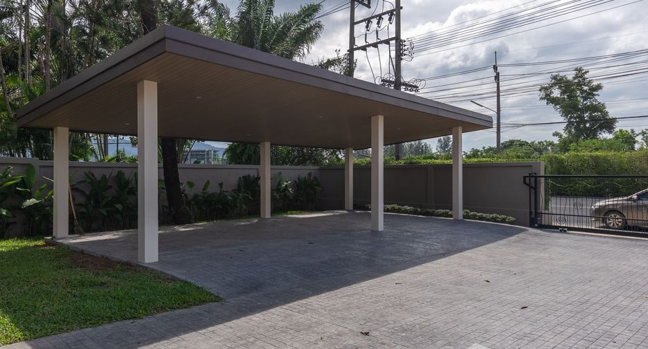 Villa zum Kauf mit 6 Zimmer in Thalang, Phuket