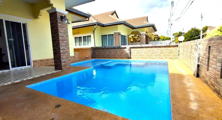 For sale 3 ベッドルーム house in Pran Buri, Prachuap Khiri Khan