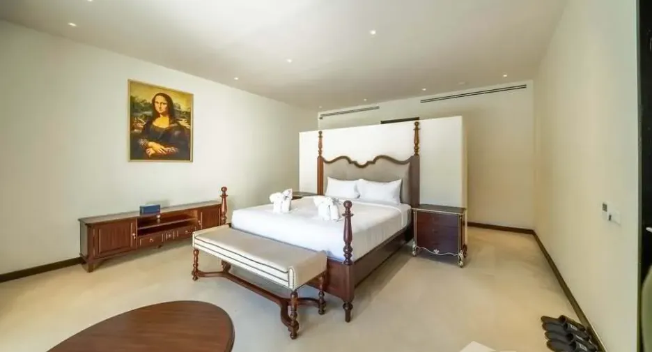 For rent 5 bedrooms villa in Thalang, Phuket