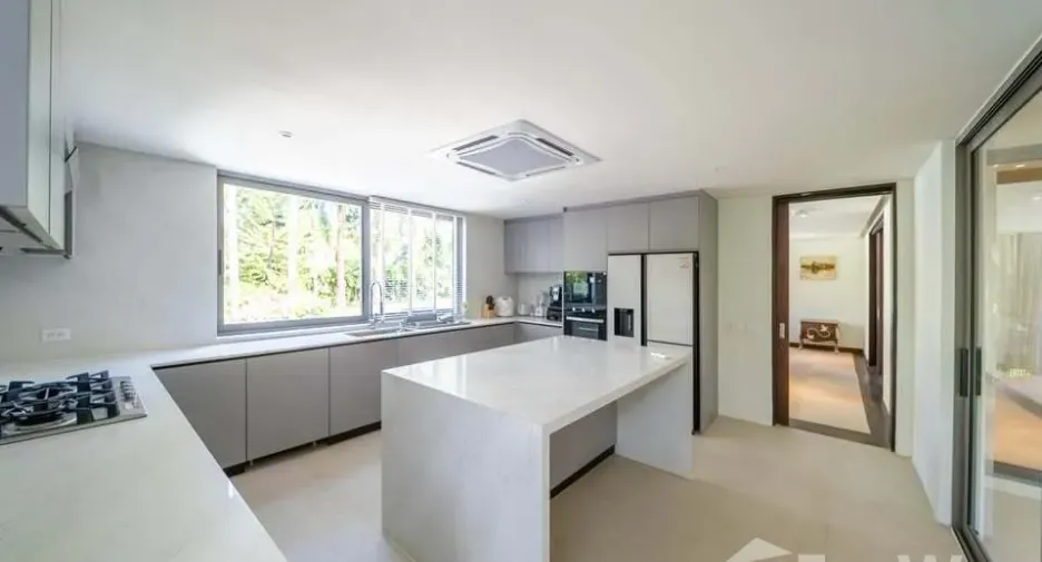 For rent 5 bedrooms villa in Thalang, Phuket