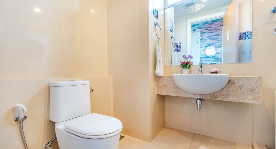 For sale 3 bedrooms condo in Hua Hin, Prachuap Khiri Khan