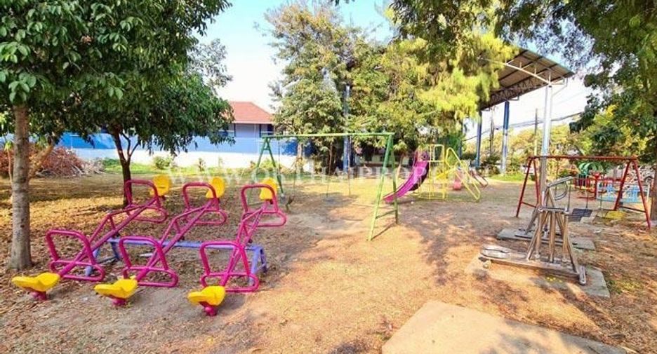 For sale 5 bedrooms townhouse in Bang Bua Thong, Nonthaburi