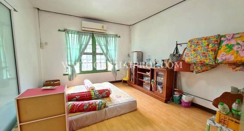 For sale 5 bedrooms townhouse in Bang Bua Thong, Nonthaburi