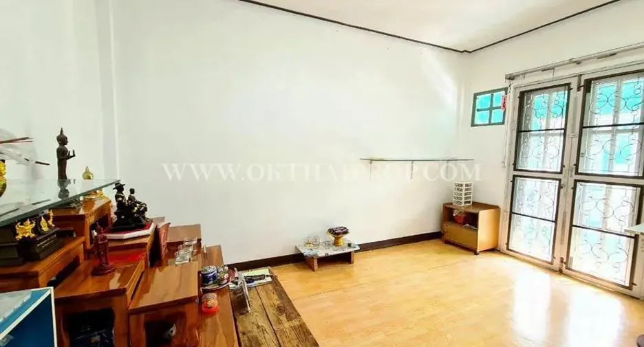 For sale 5 bedrooms townhouse in Bang Bua Thong, Nonthaburi