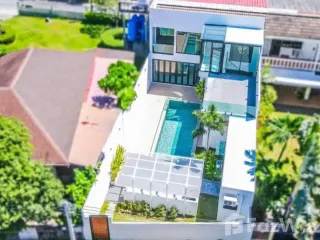 For sale そして for rent 3 ベッドルーム villa in Mueang Phuket, Phuket