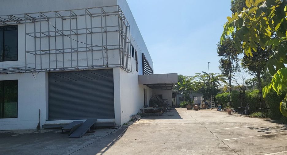 For sale 5 bedrooms house in Lat Krabang, Bangkok