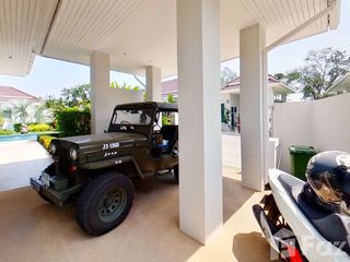 For sale 4 bedrooms villa in Hua Hin, Prachuap Khiri Khan
