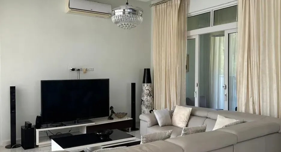 For rent 3 bedrooms villa in Hua Hin, Prachuap Khiri Khan