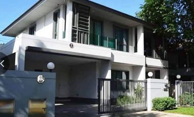 Casa en venta de 4 habitaciones en Sai Mai, Bangkok