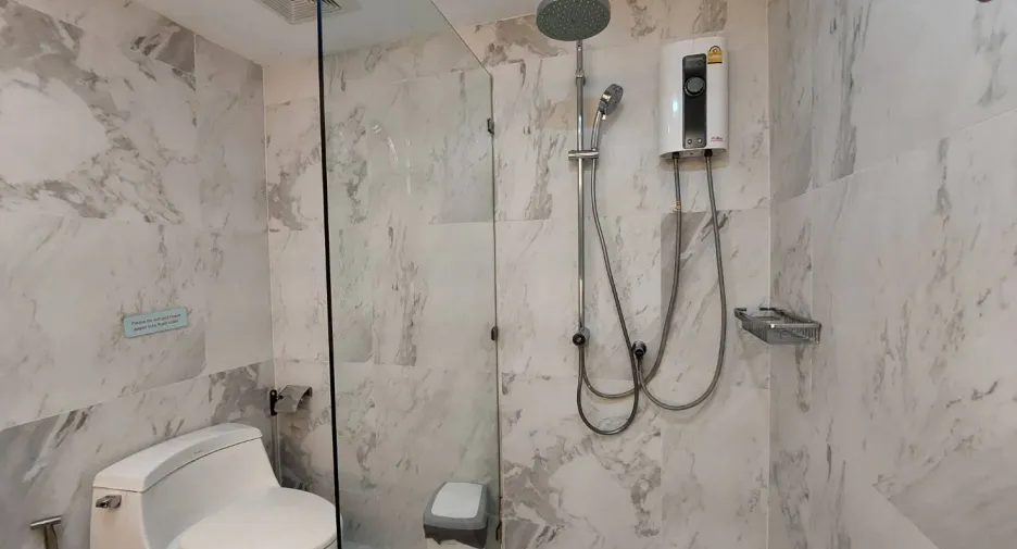 For sale and for rent 1 bed condo in Bang Rak, Bangkok