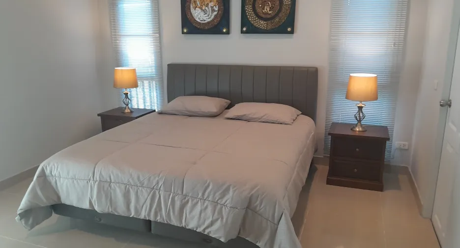 Casa en alquiler de 3 habitaciones en Mueang Samut Sakhon, Samut Sakhon