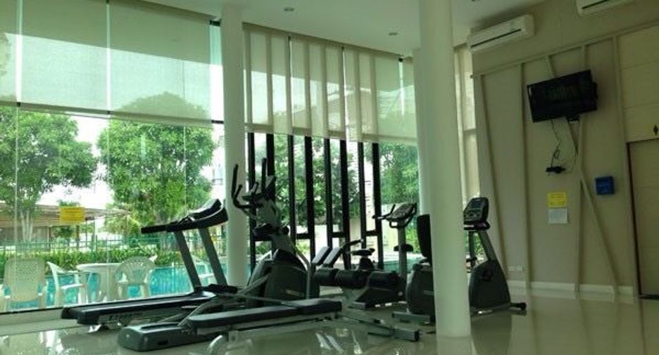 For sale 3 bedrooms townhouse in Phasi Charoen, Bangkok