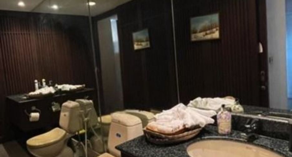 For sale 5 bedrooms condo in Suan Luang, Bangkok