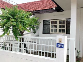 For sale 2 bedrooms townhouse in Si Maha Phot, Prachin Buri